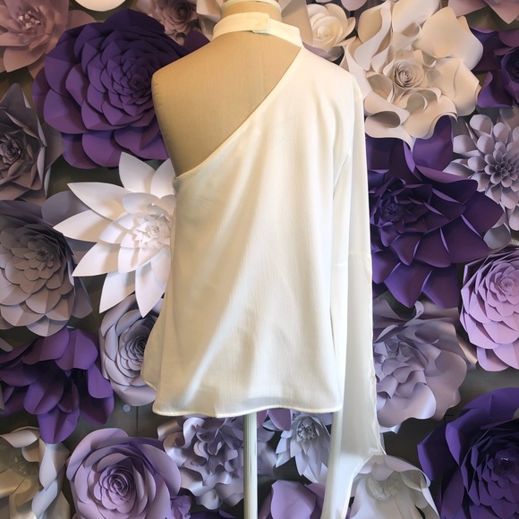 White one shoulder blouse - Picture 5 of 8